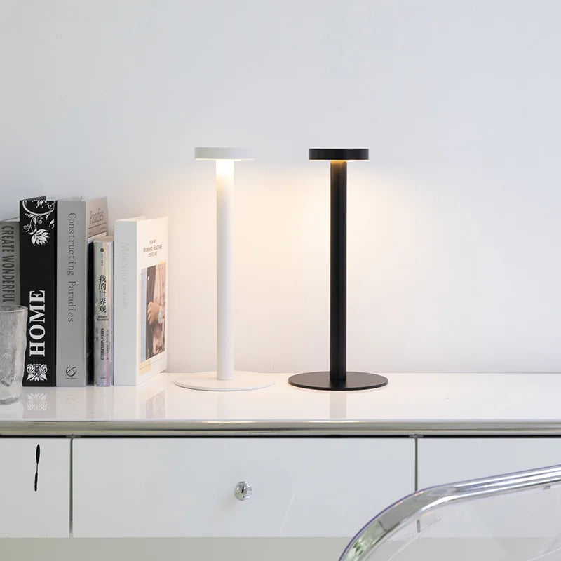 GlowLite - Draadloze LED Lamp voor Thuis & Buiten, Oplaadbaar & Waterdicht