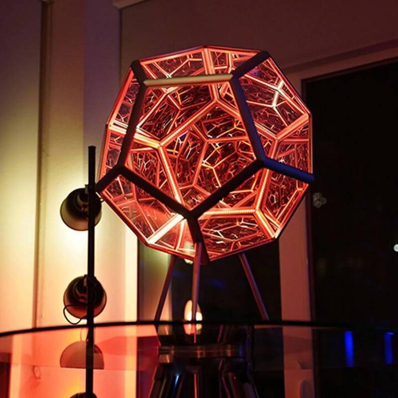 LumiGlow - Magische 3D Lamp Met Oneindige Kosmische Effecten