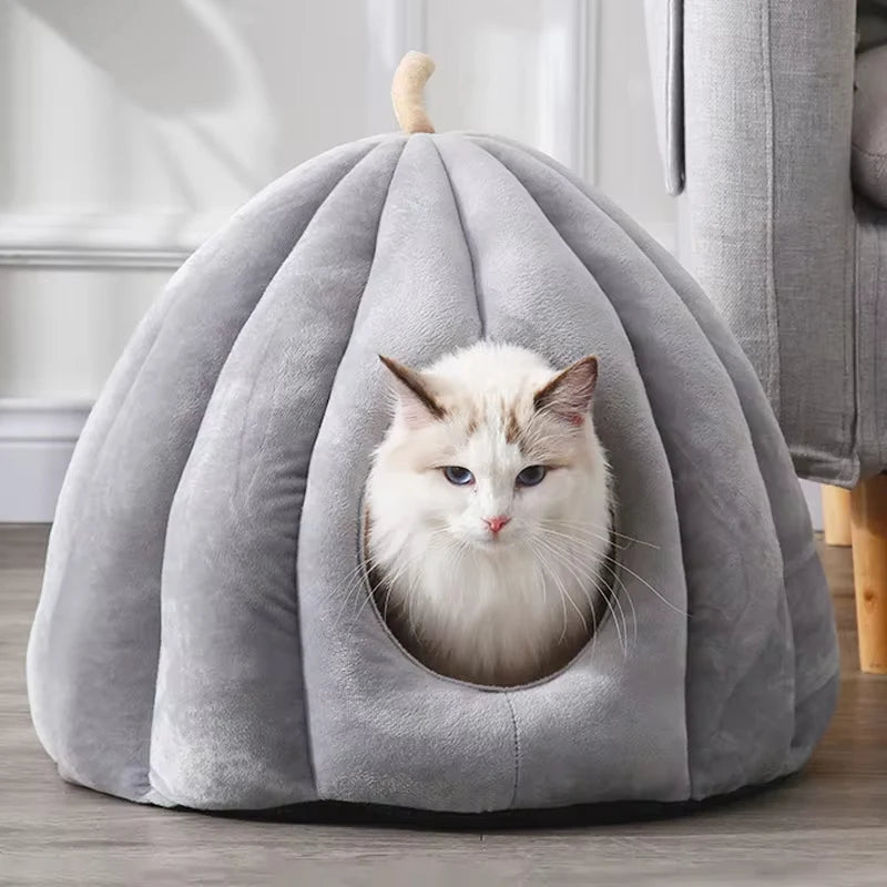 CozyNest - Warm en Knus Kattenbed Met Gesloten Ontwerp Voor de Winter