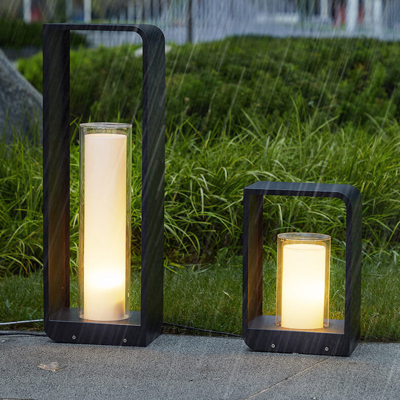 Moderne verlichting voor tuinpad en tuin