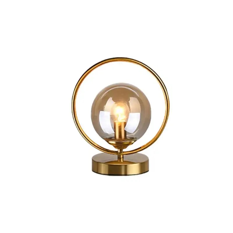 GlowLuxe - Moderne Glazen Tafellamp met Messing Accenten | Tijdloze Elegantie Voor Elk Interieur