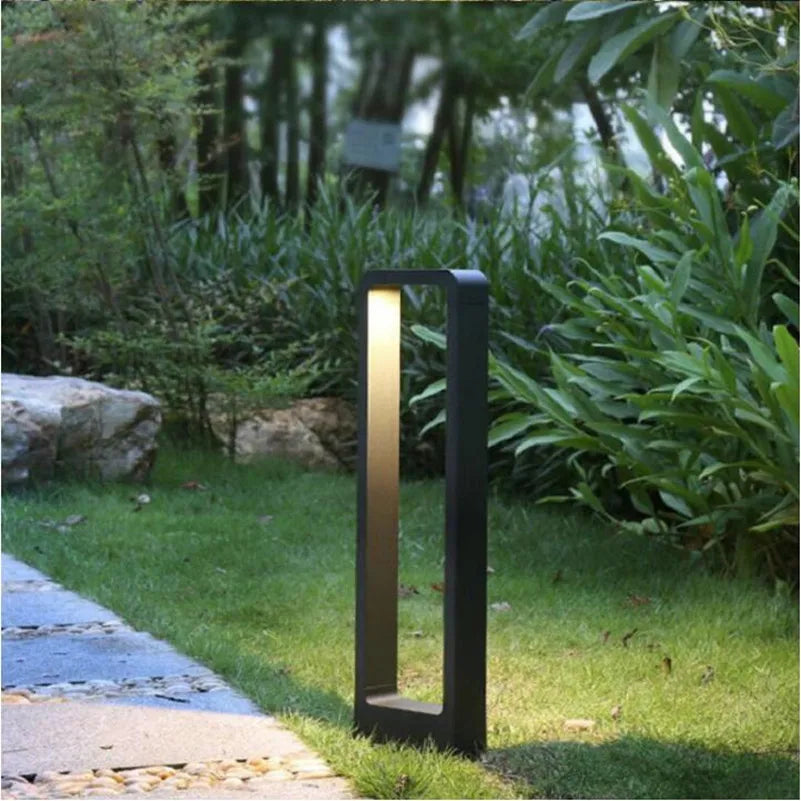 Hoogwaardige tuinlamp met duurzame montage voor buitengebruik