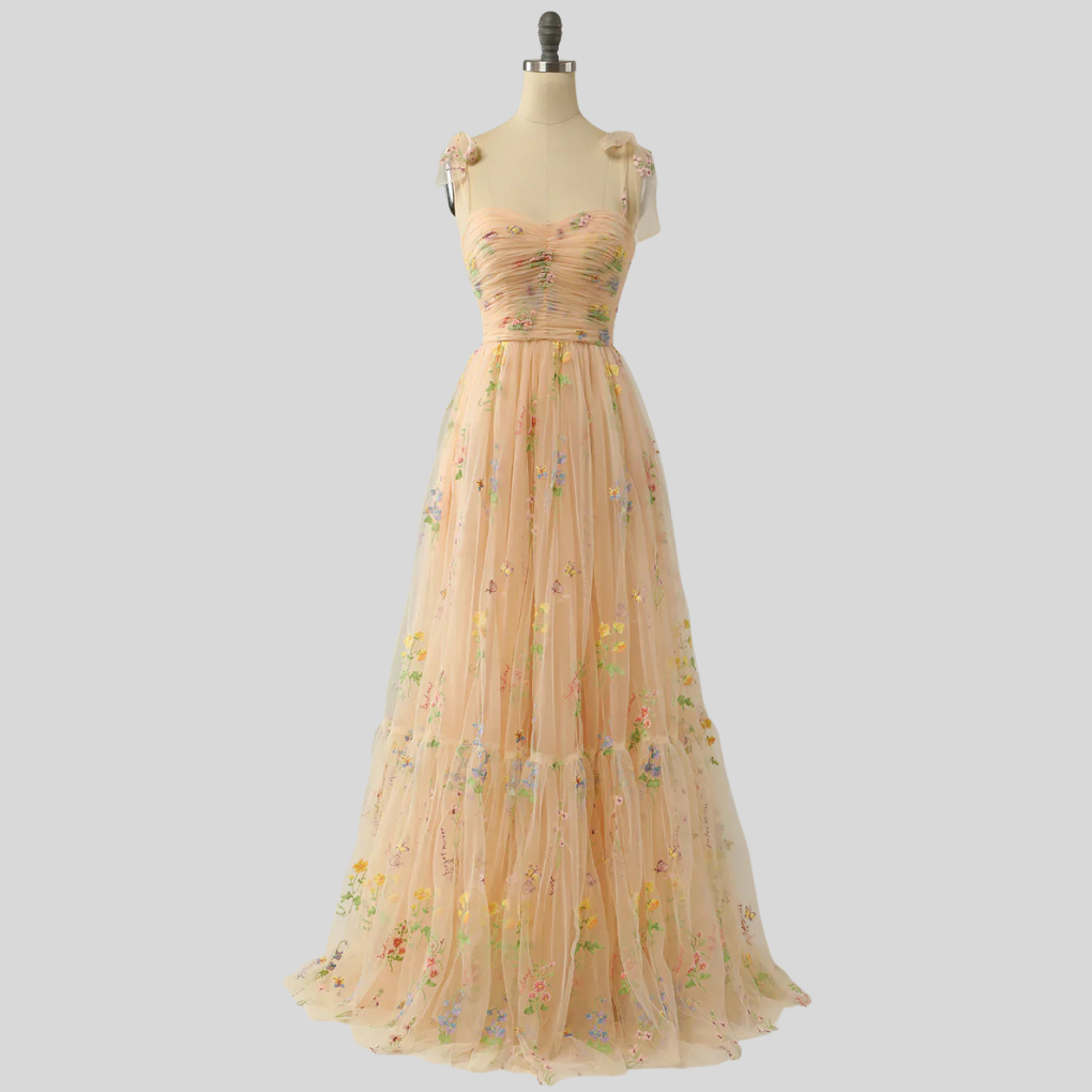 Elegante geborduurde tule baljurk