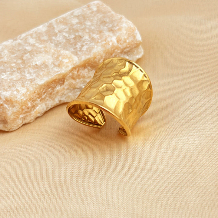 European And American Instagram-style Metal Ring With A Wide Band And Water-wave Texture