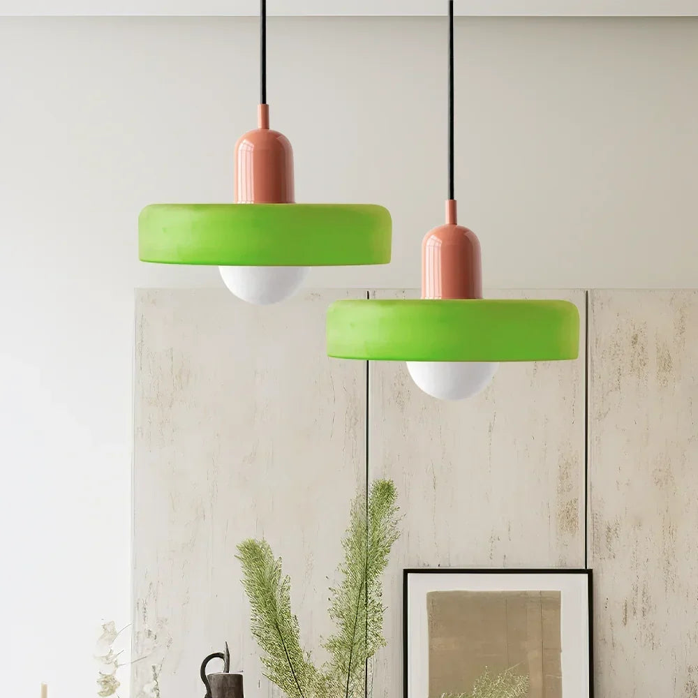 Bauhaus pendelleuchte van gekleurd glas