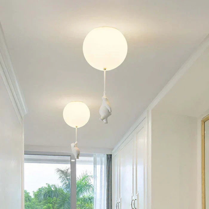 Kinderplafondlamp met beer en bal | CloudBea