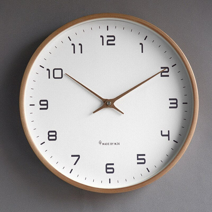 Noordse minimalistische wandklok, modern Scandinavische stijl