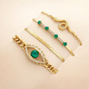 Elegante gouden armband met verfijnde details