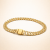 Elegante gouden armband met moissaniet details
