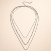 Elegante zilveren schichtketting met subtiele details