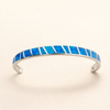 Zilveren armband met blauwe opaal en verfijnde details