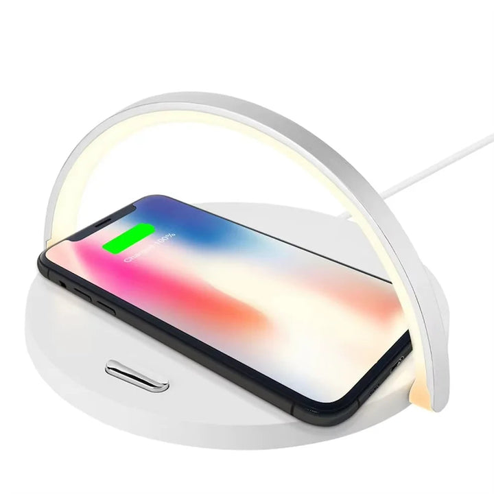 BrightCharge - Draadloze 15W Oplader met Instelbare Tafellamp voor iPhone & AirPods