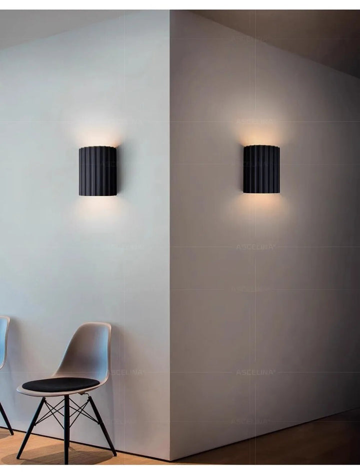 Wandlamp voor binnen modern geribbeld armatuur met licht omhoog en omlaag