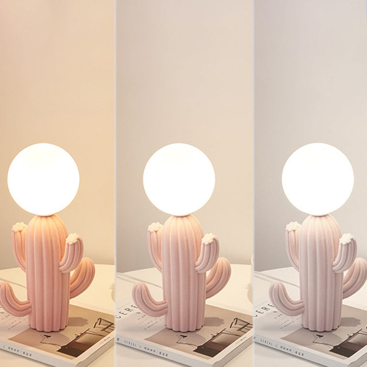 GlowCactus - Creatieve Tafellamp met Pluche Ontwerp en Glazen Kap