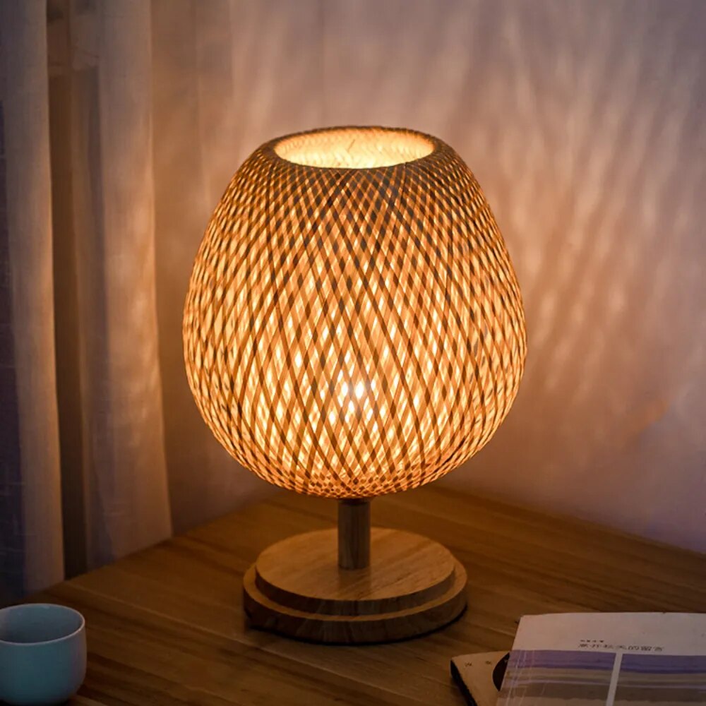 LumiBamboo - Handgemaakte Vintage Bamboe Tafellamp voor Natuurlijke Sfeer