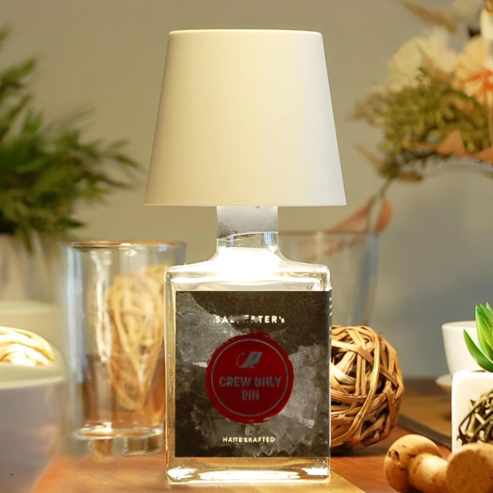 GlowLuxe - Draagbare LED Fleslamp met Touch Bediening en Dimbare Helderheid