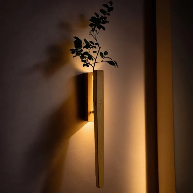 Wandlampen met ingebouwde vaas en instelbare gloed