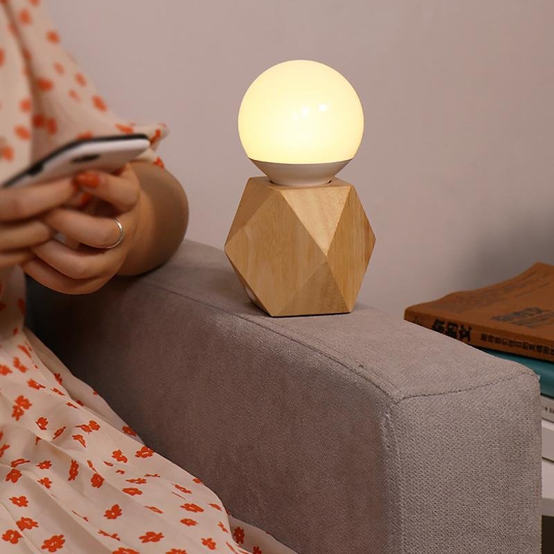 ScandiGlow – Scandinavische Tafellamp met Houten Basis, Touch & USB-Aansluiting