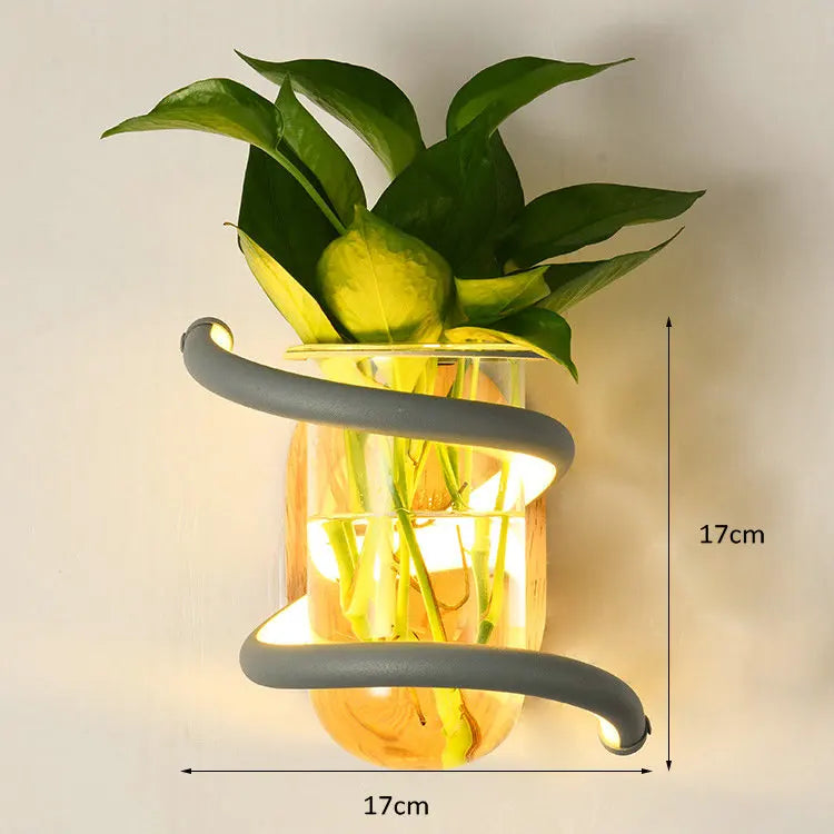 LumiVase - Scandinavische Houten LED Wandlamp met Vaas voor Sfeervolle Decoratie