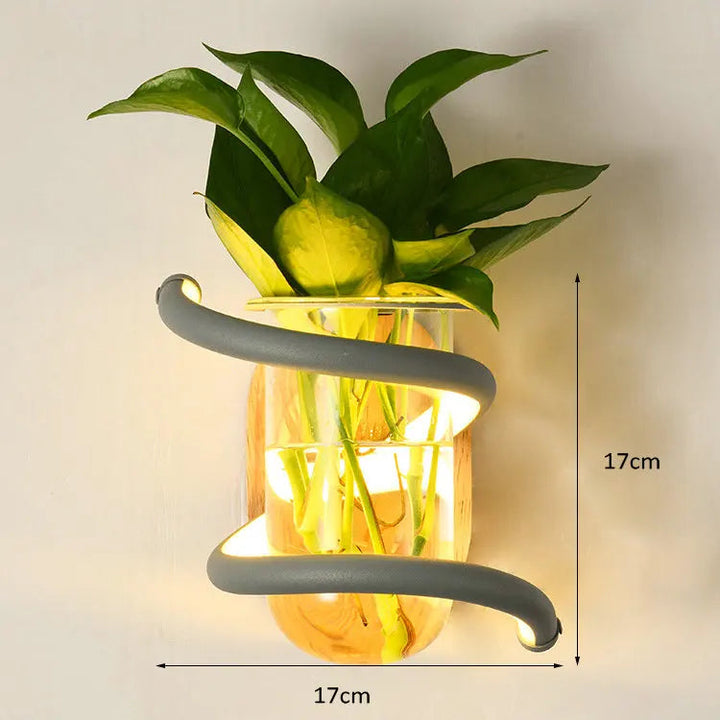 LumiVase - Scandinavische Houten LED Wandlamp met Vaas voor Sfeervolle Decoratie