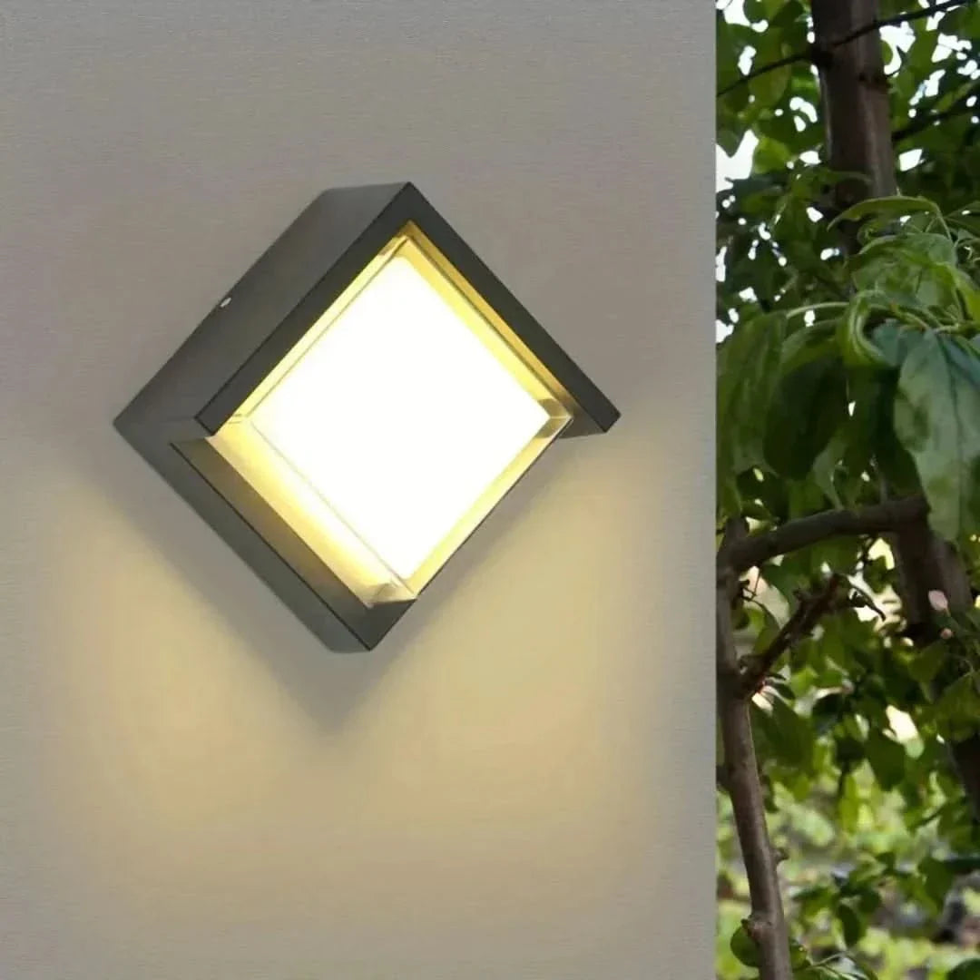 LumiBright - Weerbestendige LED Wandlamp voor Buiten IP65 - Krachtige en Stijlvolle Tuinverlichting