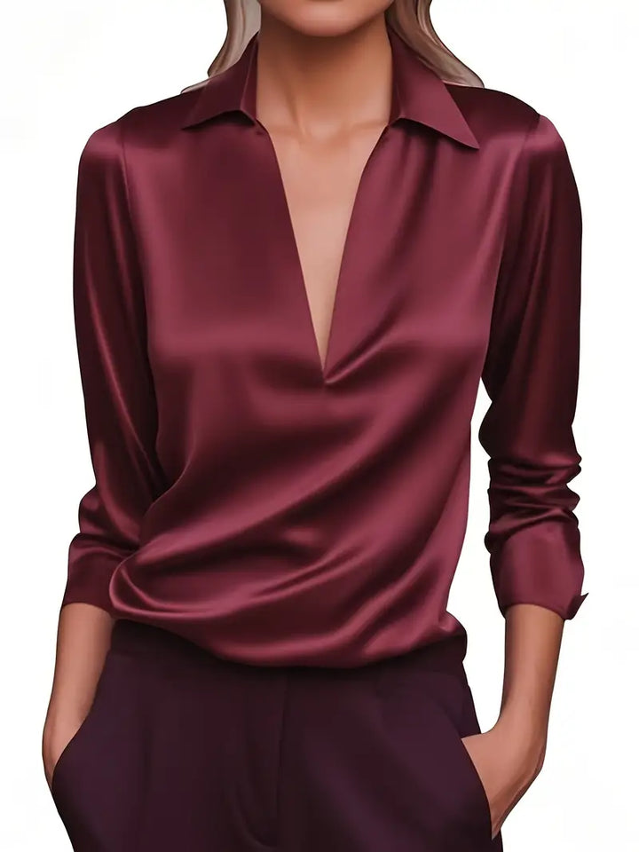 Satijnen blouse voor dames met V-hals en gedrapeerde kraag