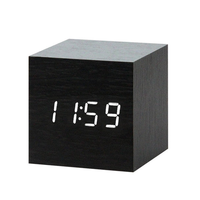 BrightTime - Moderne LED Wekker met Spraakfunctie en Digitaal Display