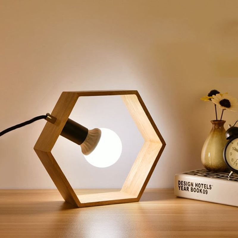 GlowHex - Moderne Houten Hexagoon Tafellamp Voor Sfeervolle Verlichting