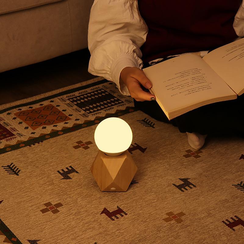 ScandiGlow – Scandinavische Tafellamp met Houten Basis, Touch & USB-Aansluiting