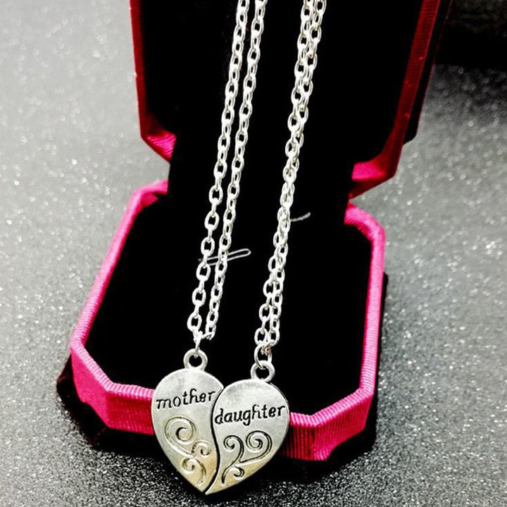 Moederdag hartketting, symbool van een onverbrekelijke band