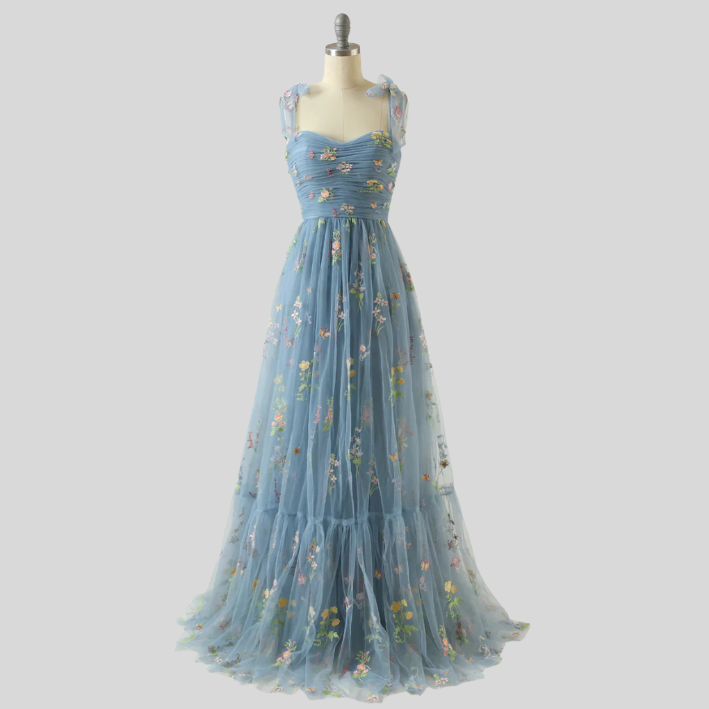 Elegante geborduurde tule baljurk