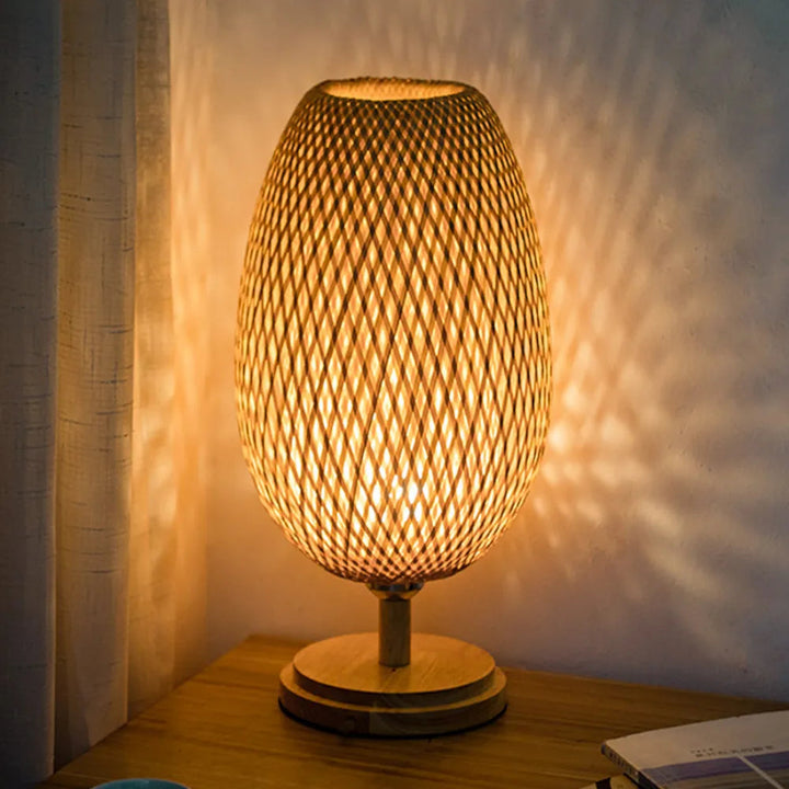 LumiBamboo - Handgemaakte Vintage Bamboe Tafellamp voor Natuurlijke Sfeer