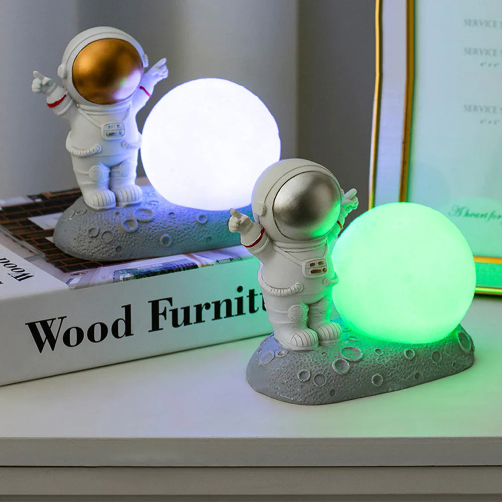 CosmoGlow - Stijlvolle Astronaut Nachtlamp Voor Rustgevende Sfeerverlichting