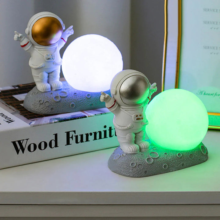 CosmoGlow - Stijlvolle Astronaut Nachtlamp Voor Rustgevende Sfeerverlichting