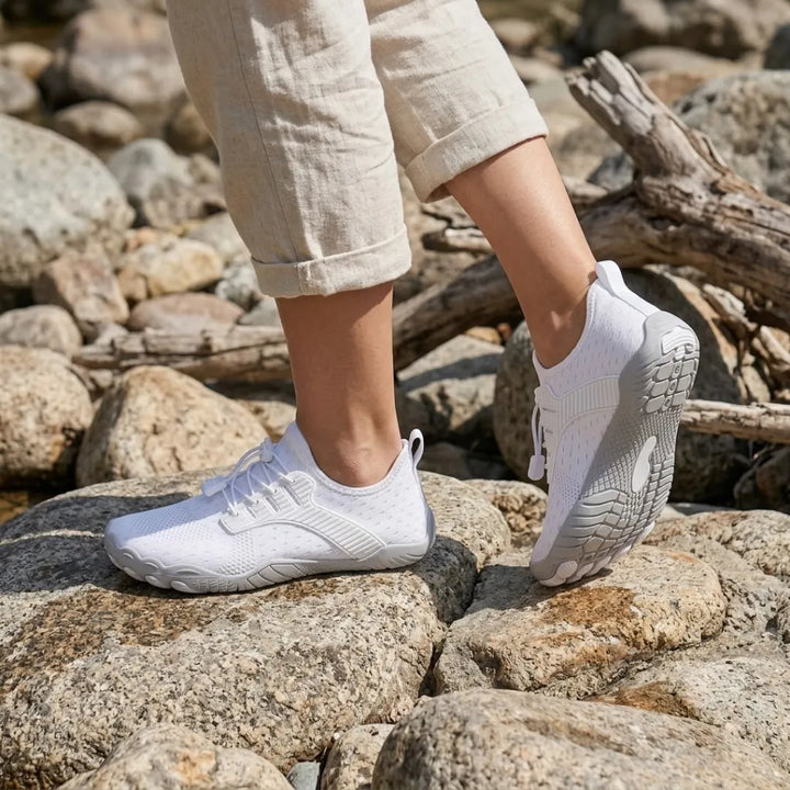 Barefoot sneaker voor dames met brede neus en flexibele zool