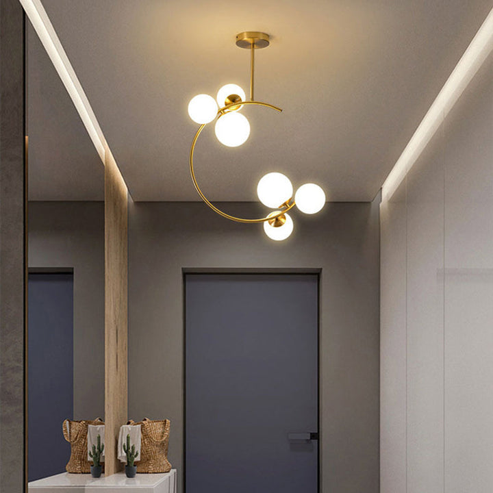 Scandinavische plafondlampen met gebogen bolontwerp