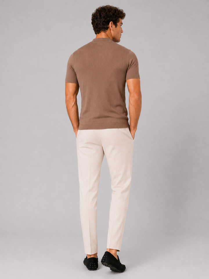 Heren-rib-T-shirt met opstaande kraag – getailleerde stretch top met korte mouwen