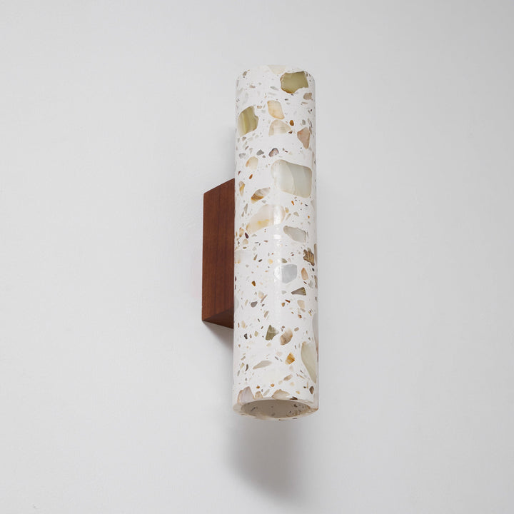 Minimalistische wandlampen met artistieke details