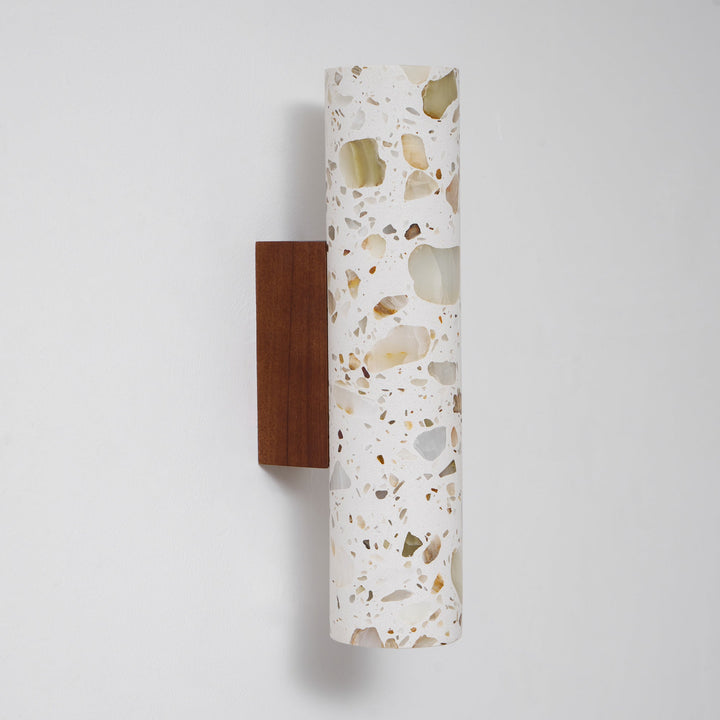 Minimalistische wandlampen met artistieke details