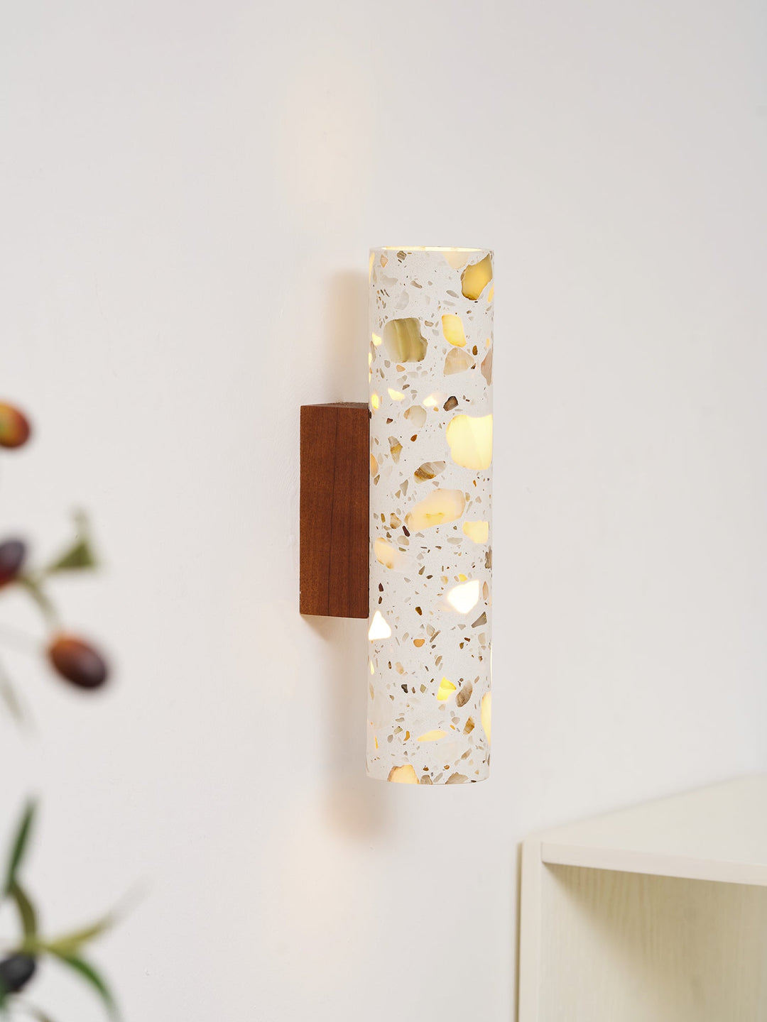 Minimalistische wandlampen met artistieke details