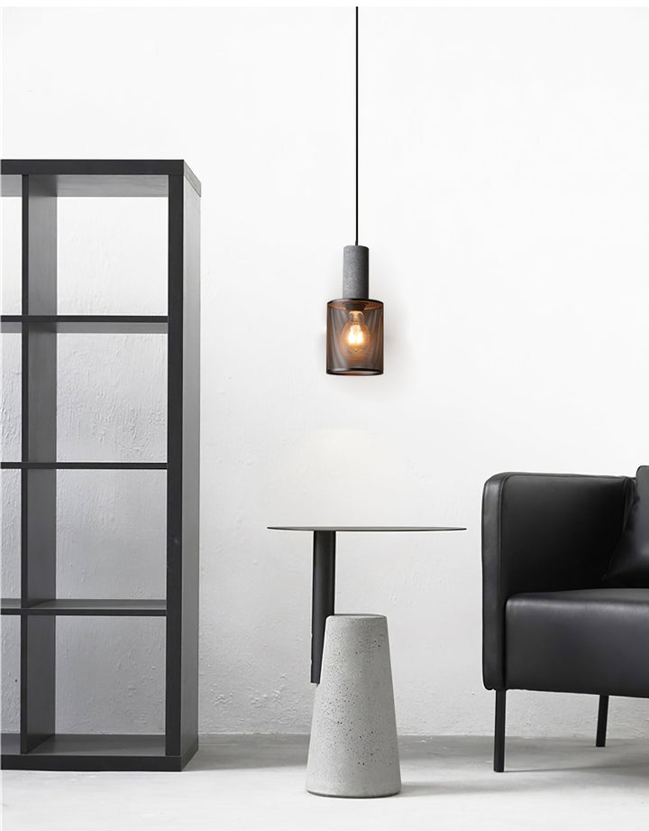 Minimalistische industriële hanglamp met cilindervormig ontwerp