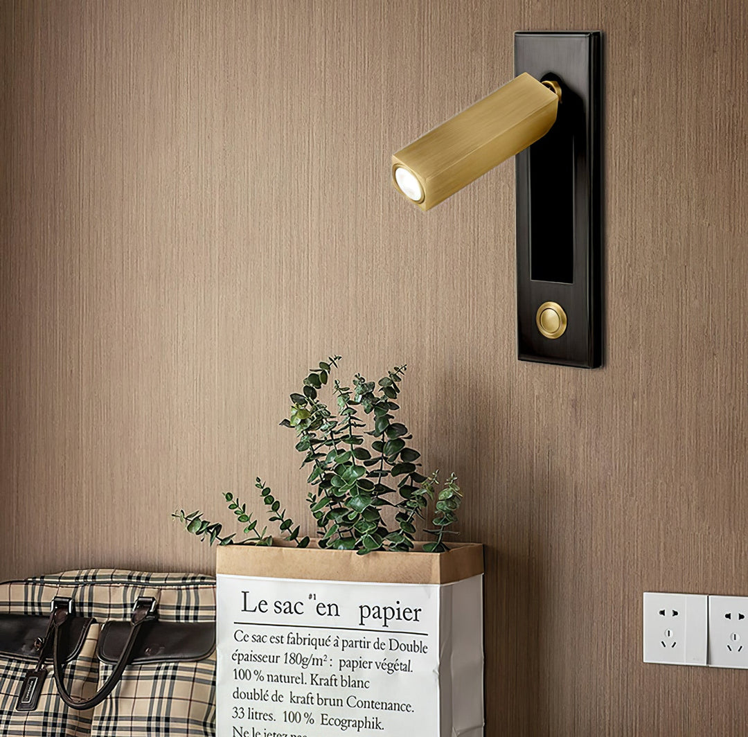 Slanke leeswandlamp voor opbouwmontage