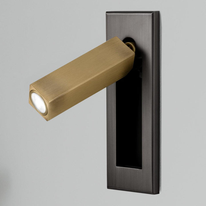 Slanke leeswandlamp voor opbouwmontage