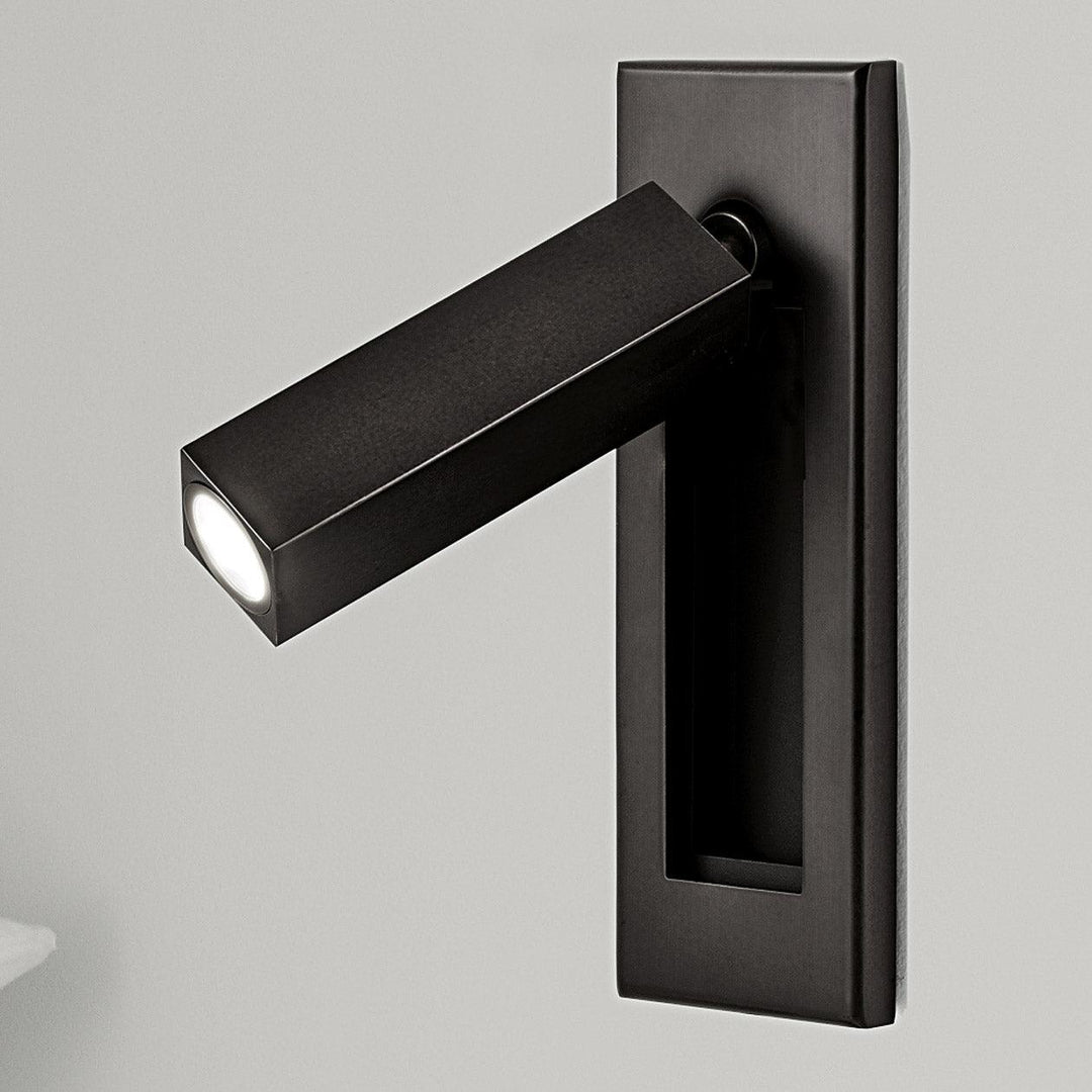 Slanke leeswandlamp voor opbouwmontage