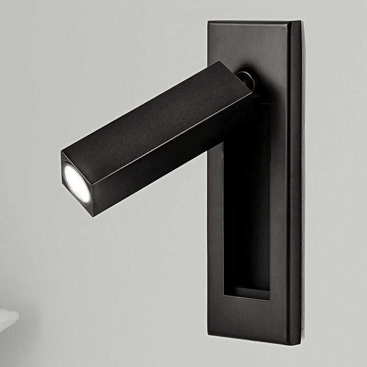 Slanke leeswandlamp voor opbouwmontage