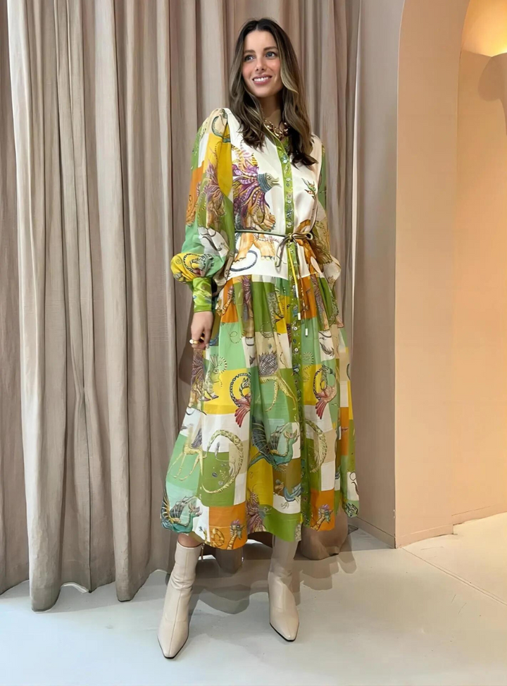 Uitlopende midi-jurk met een all-over grafische print - Lela