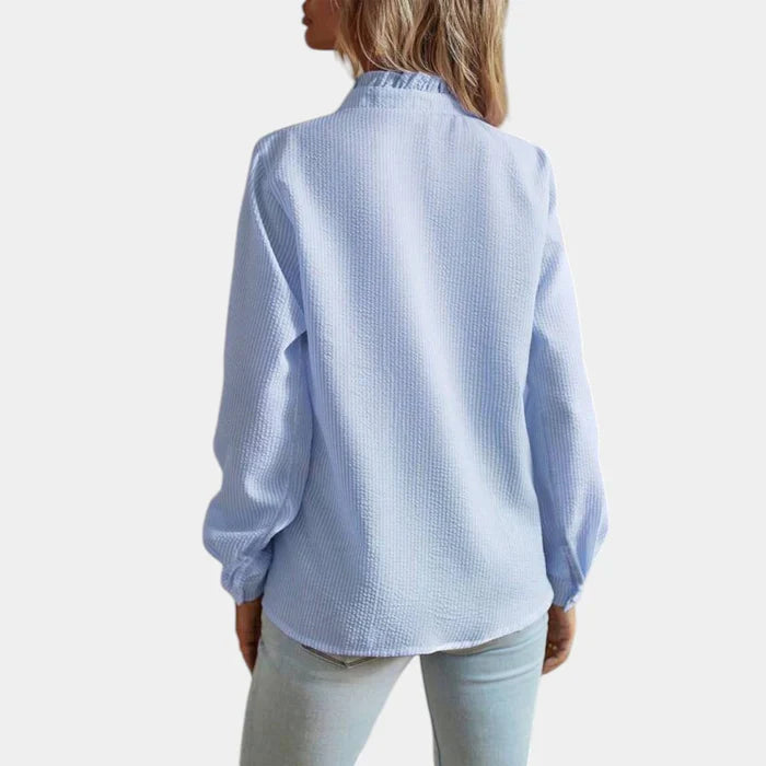 Gestreepte Dames Blouse met Ruches en Elegante Knoopsluiting