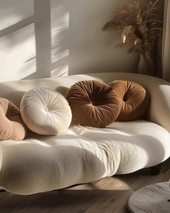 Poetica – Rond Kussen met Modern Design
