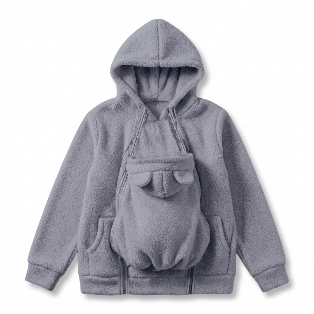 Knusse fleece hoodie om een baby in te dragen met voorvak