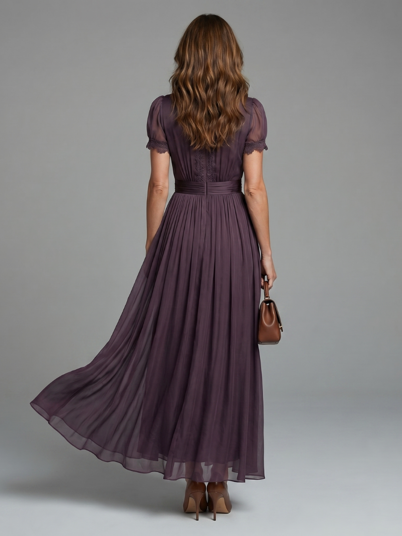 Maxi-jurk voor dames met geplisseerde taille en doorschijnende mouwen